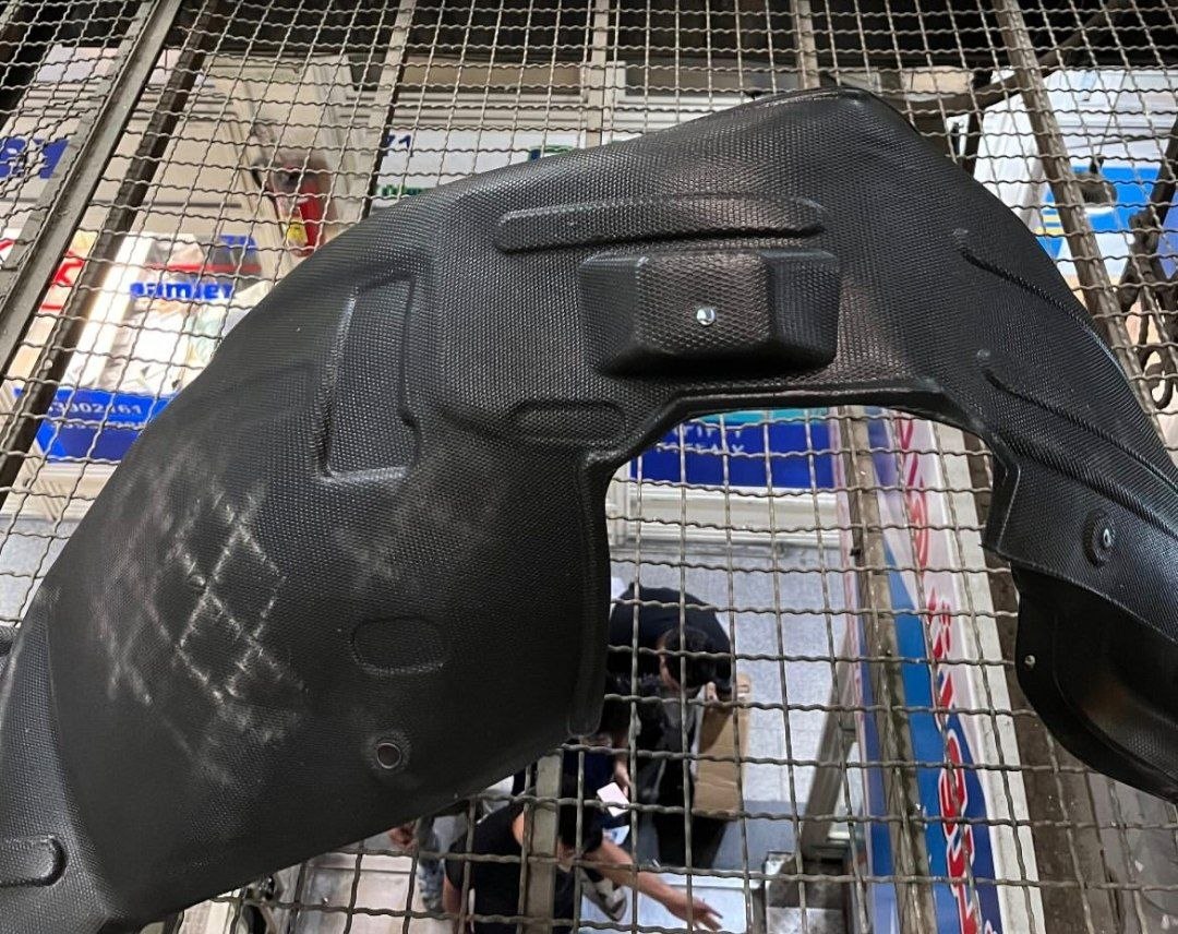 شلگیر جلو راست هیوندای جنسیس کوپه با برند : اصلی جنیون پارت با کدفنی : 86812 2M000