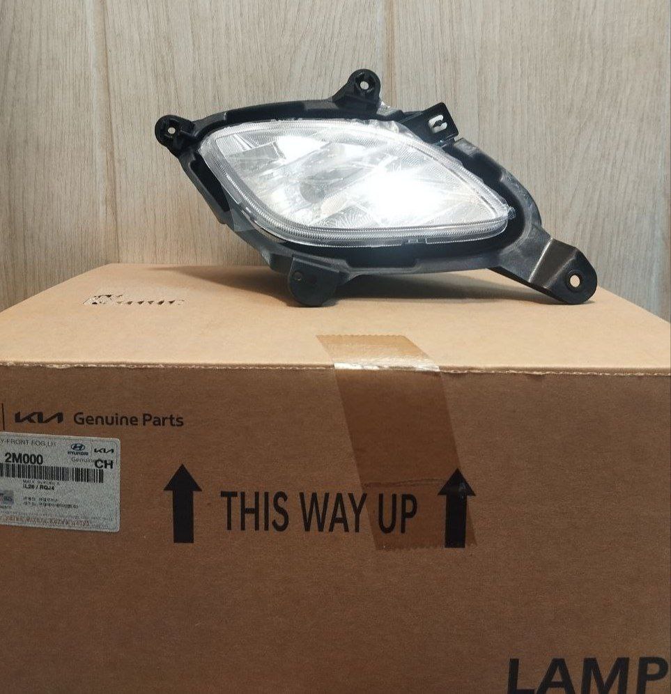 پروژکتور سمت راننده هیوندای جنسیس کوپه با برند : اصلی جنیون پارت با کدفنی : 92201 2M000