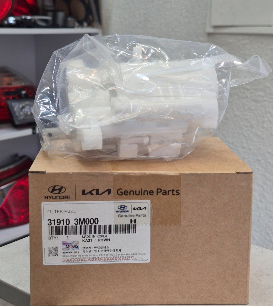 صافی بنزین هیوندای جنسیس سدان با برند : اصلی جنیون پارت با کدفنی : 31910 3M000